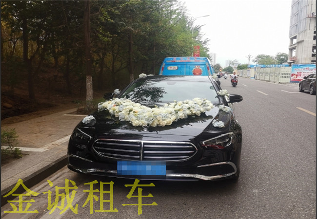 奔驰.jpg